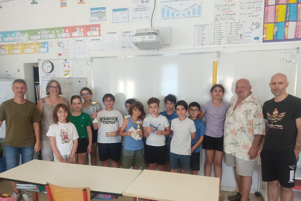 Interclasses scrabble écoles CE2 CM1 CM2 activité Gaillac Tarn Fayssac Interclasses scrabble écoles CE2 CM1 CM2 activité Gaillac Tarn Fayssac